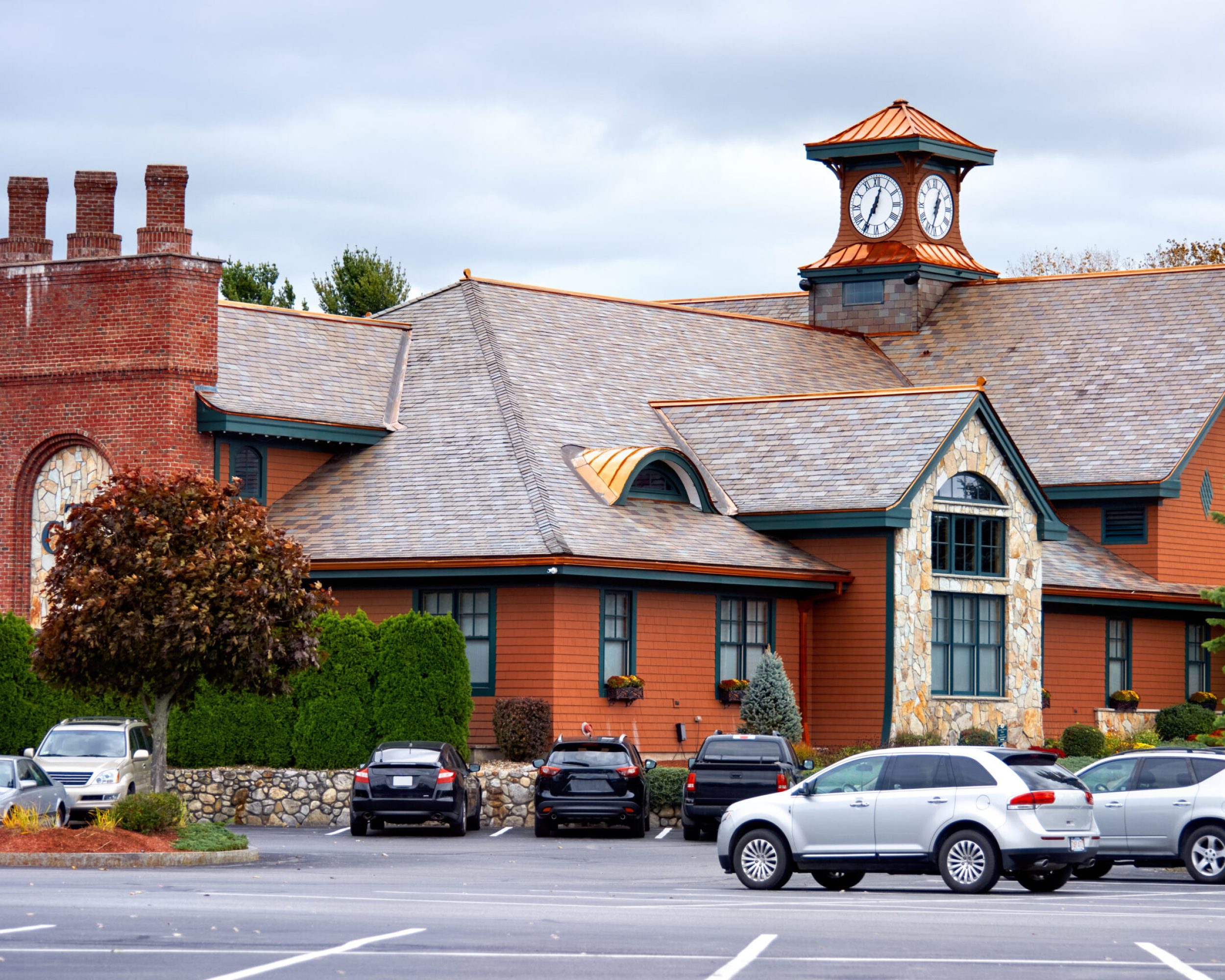 the clubhouse in tewksbury, usa